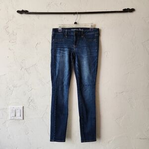 American Eagle Y2K Low Rise Medium Wash Jegging Blue Jeans Size 10